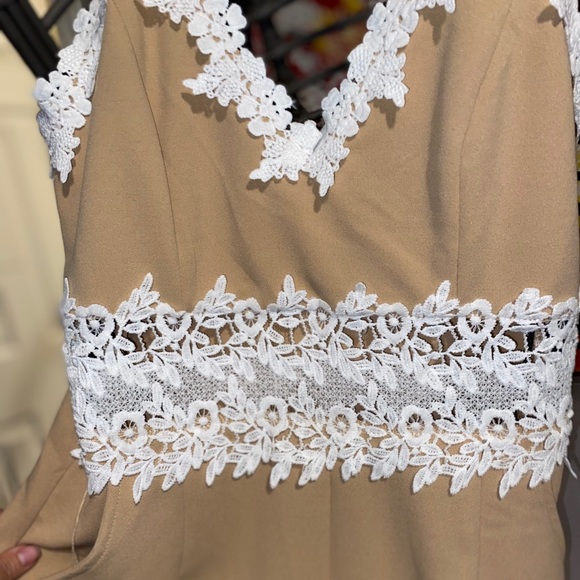 Lace Romper ☆ - Picture 6 of 7